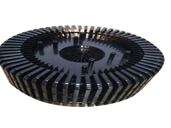 LED鳍片式散热器冲压